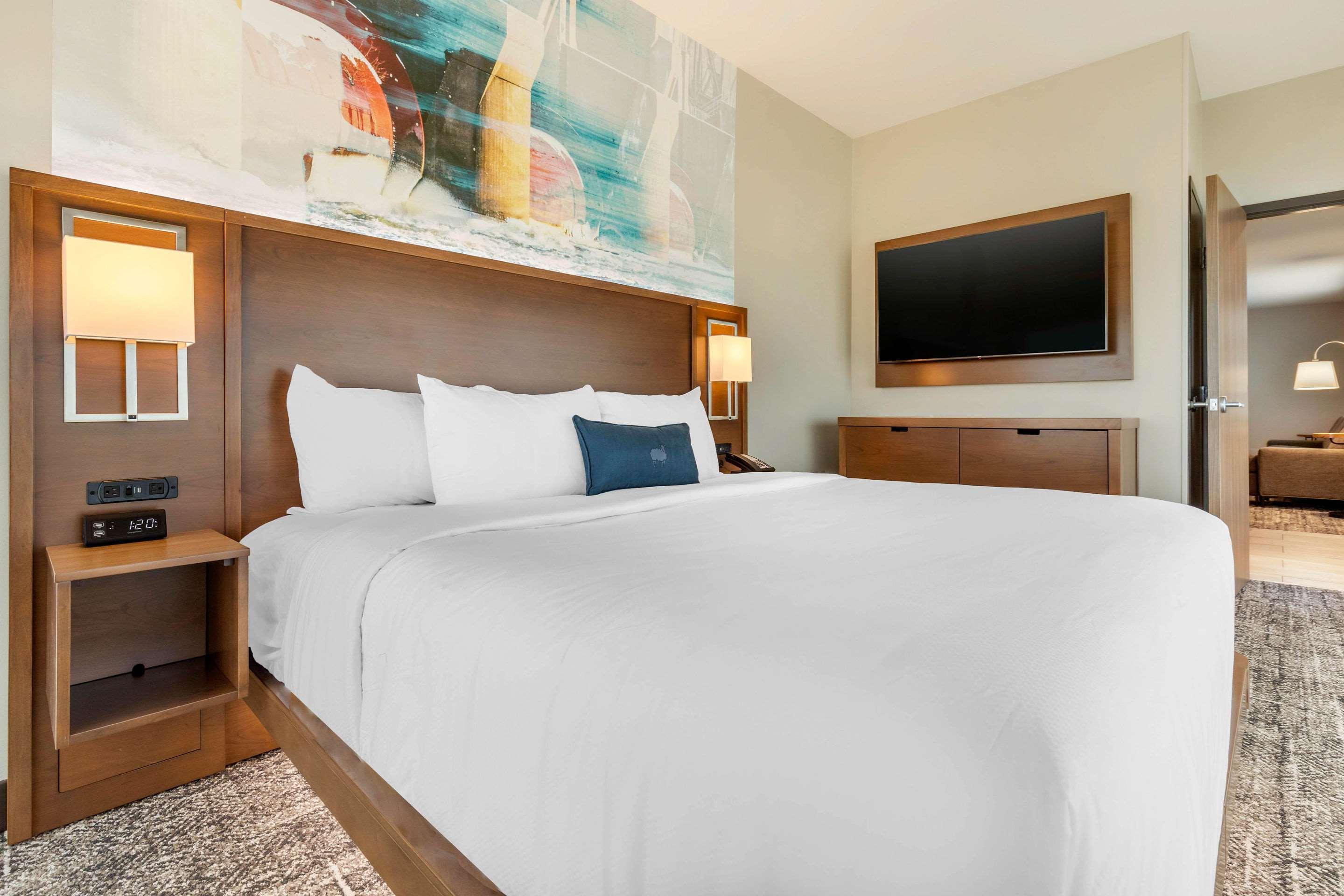 Cambria Davenport Quad Cities Hotel 4*