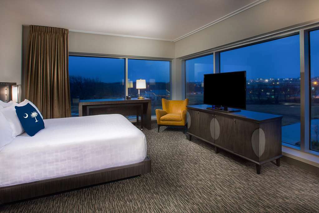 Hotel Cambria Davenport Quad Cities 4*