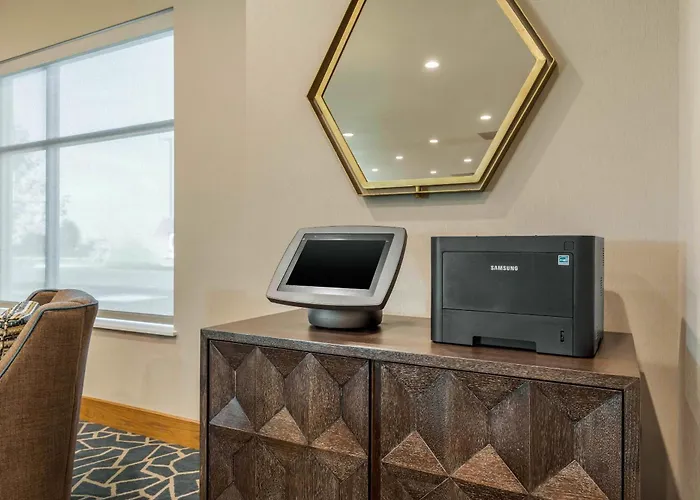Cambria Hotel Davenport Quad Cities
